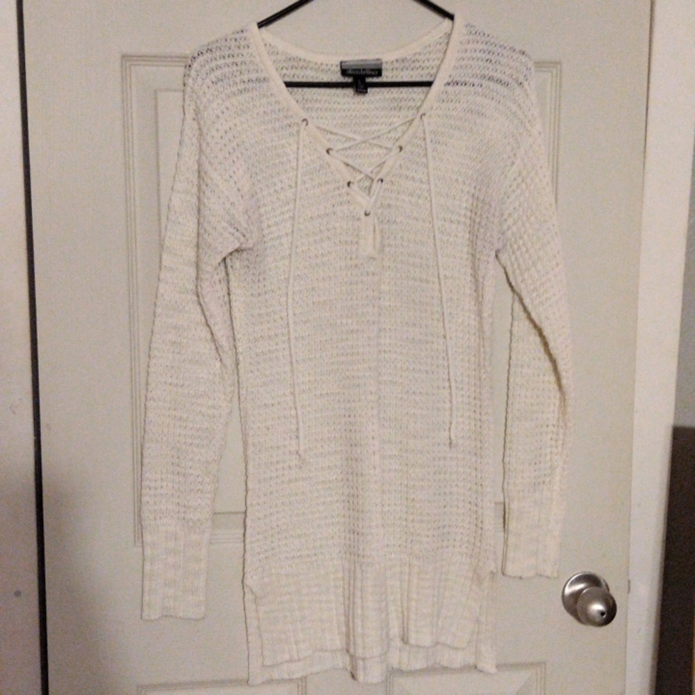 Allison Brittney Large Cream color sweater like blouse